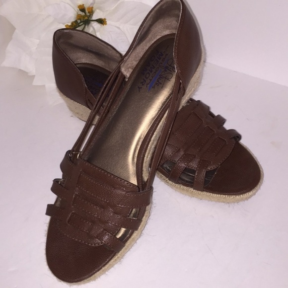 Life Stride Shoes - Like New Memory Foam Espadrilles